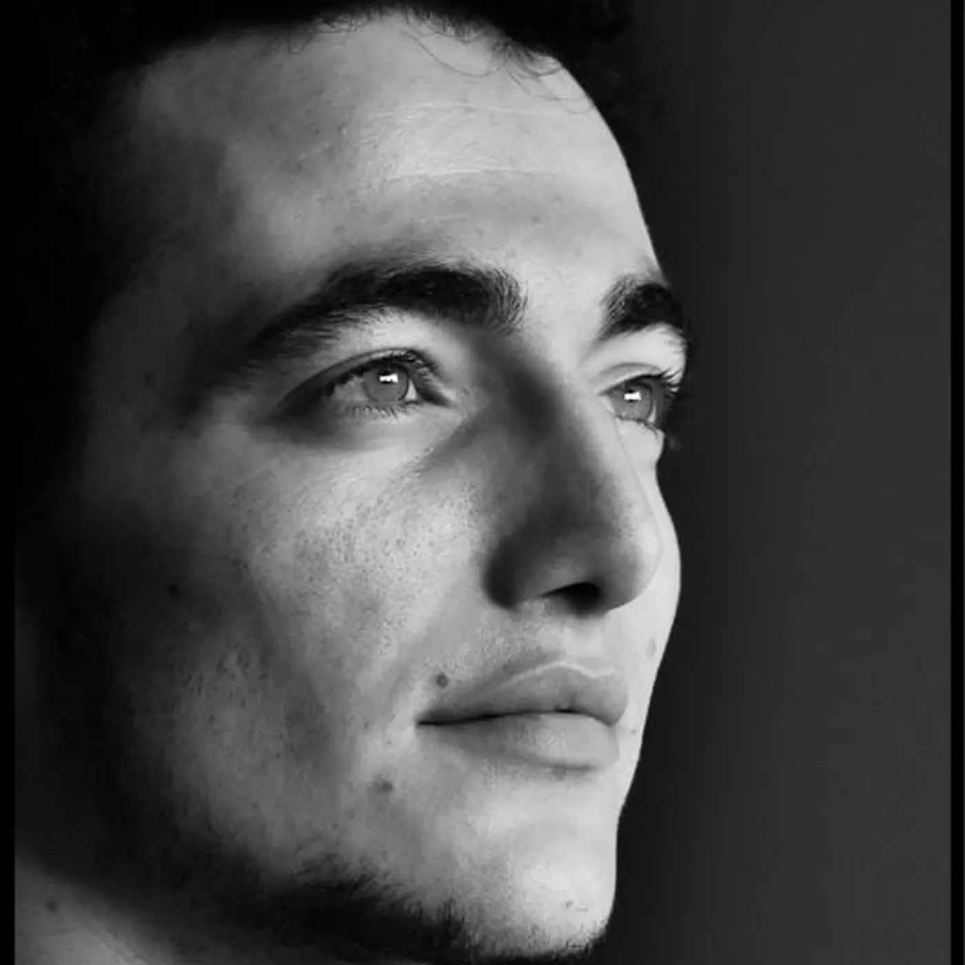 Shahar Amdor Brand Page