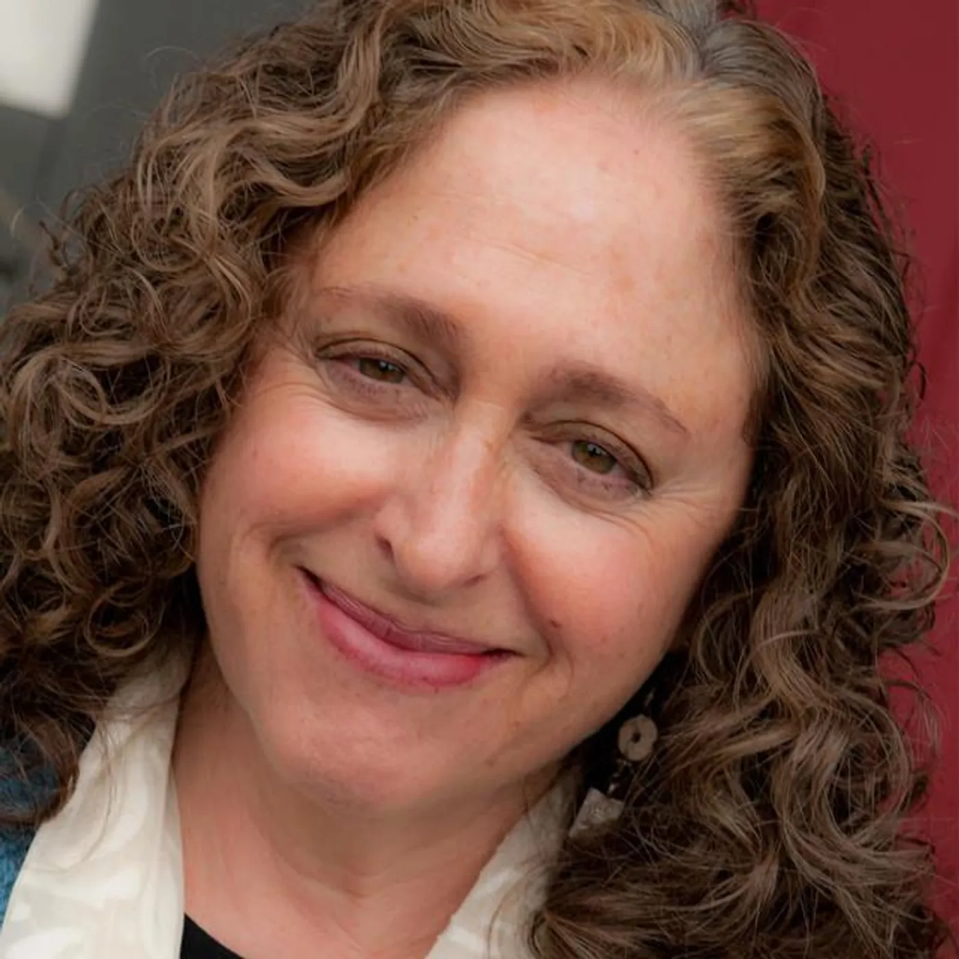 Shaina Noll Brand Page