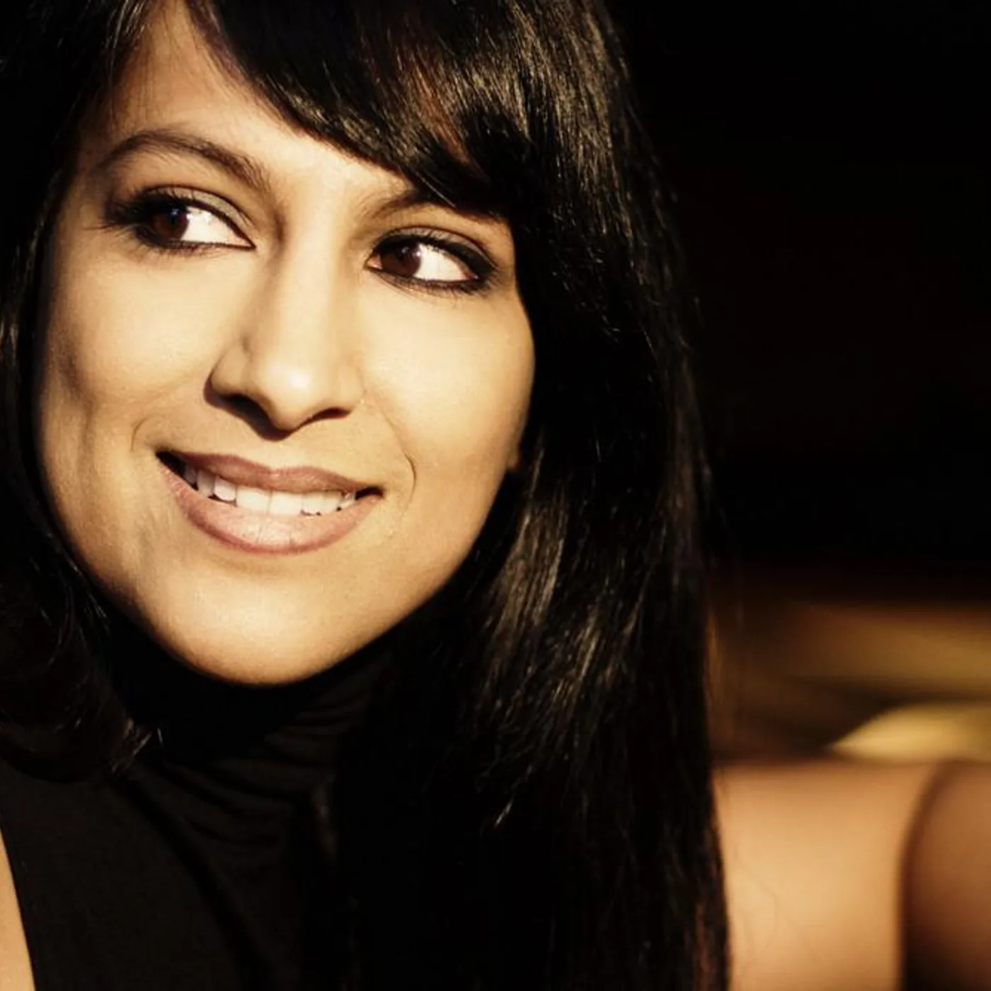 Shani Diluka Brand Page