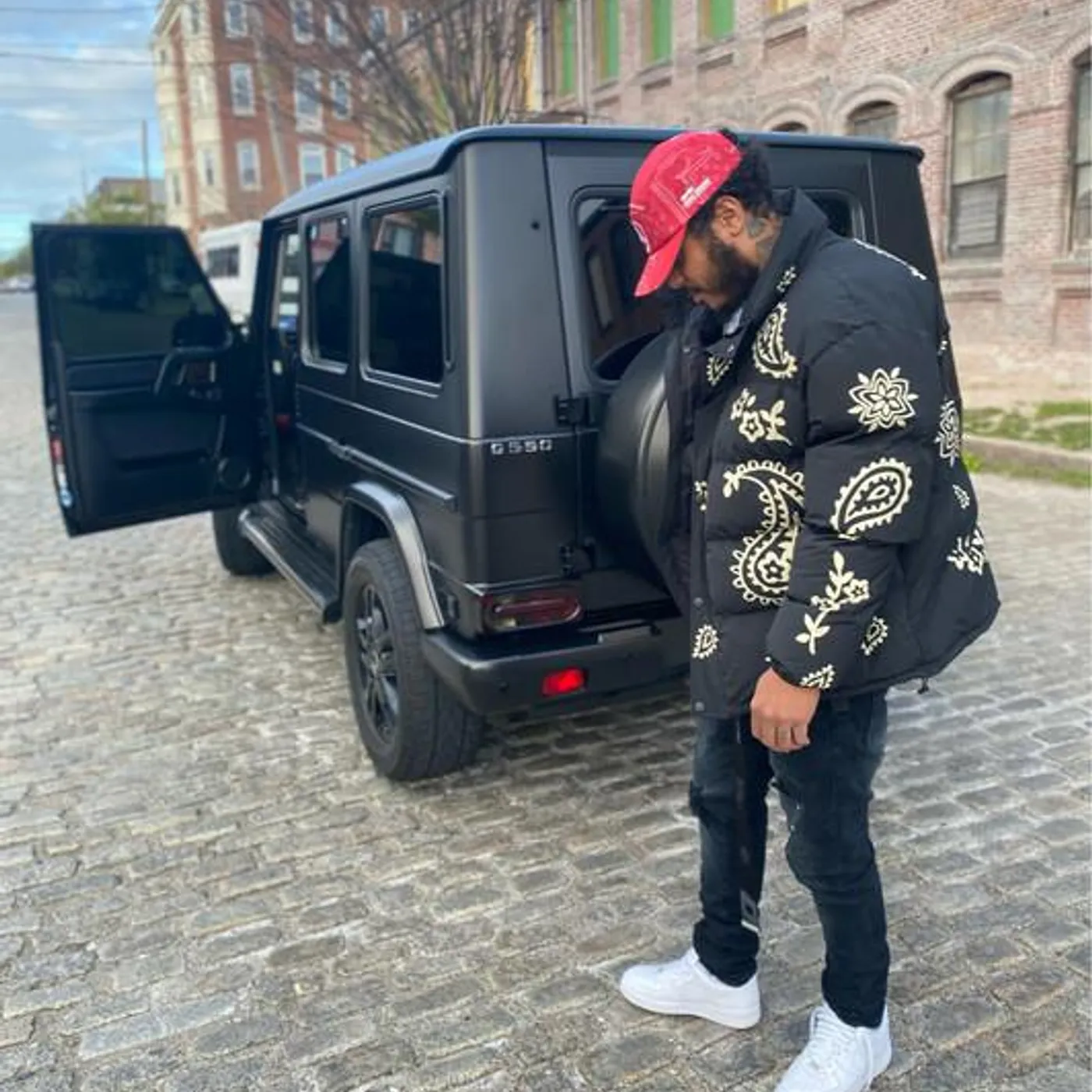 Shaykh Hanif Brand Page