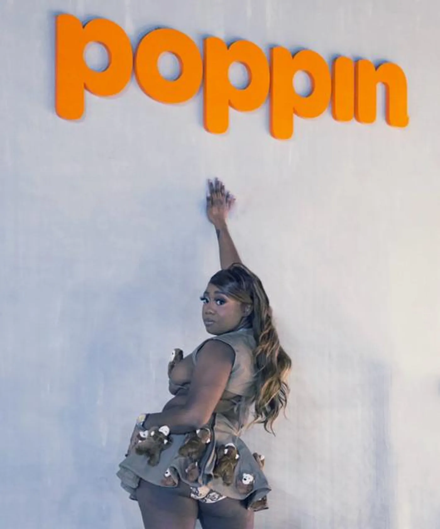 Shontell Thee Bombshell