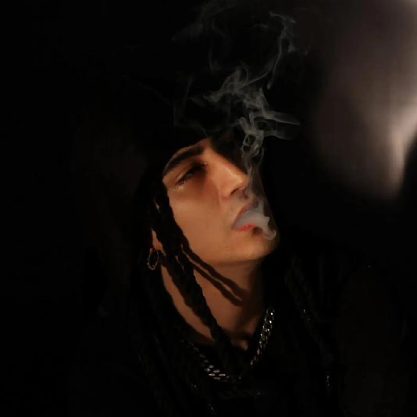 ShowyVICTOR Brand Page