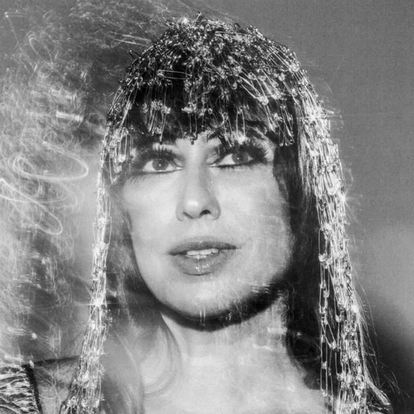 Silvia Machete Brand Page