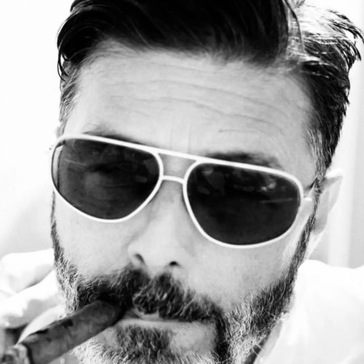 Simon Faz Brand Page