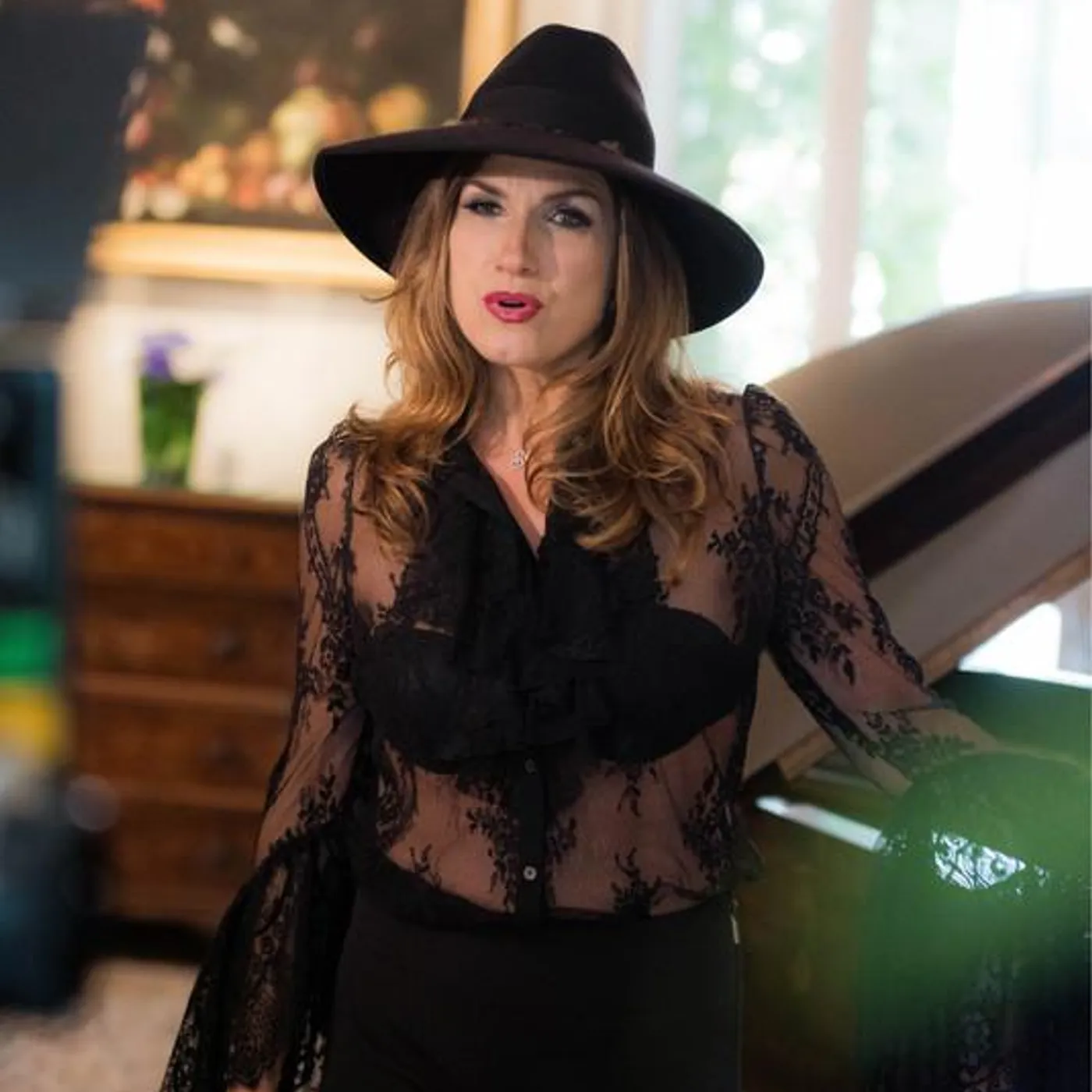 Simona Bencini Brand Page