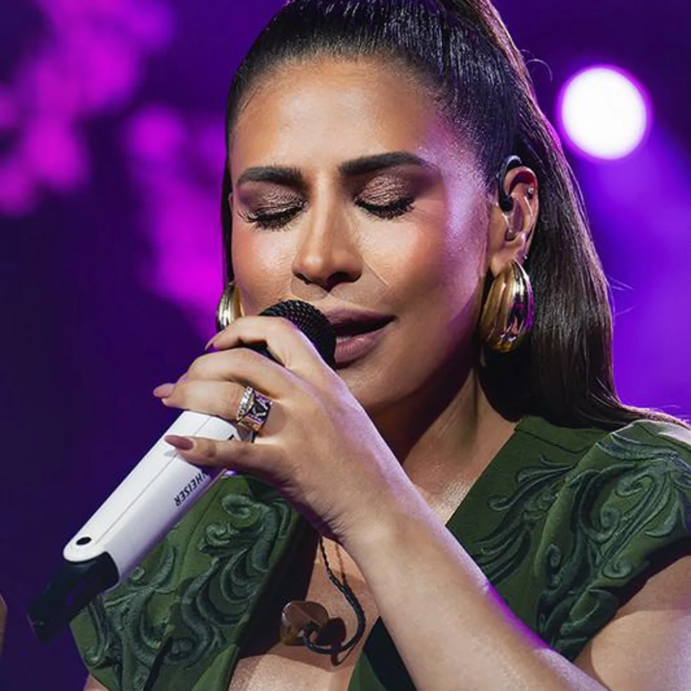 Simone Mendes Brand Page