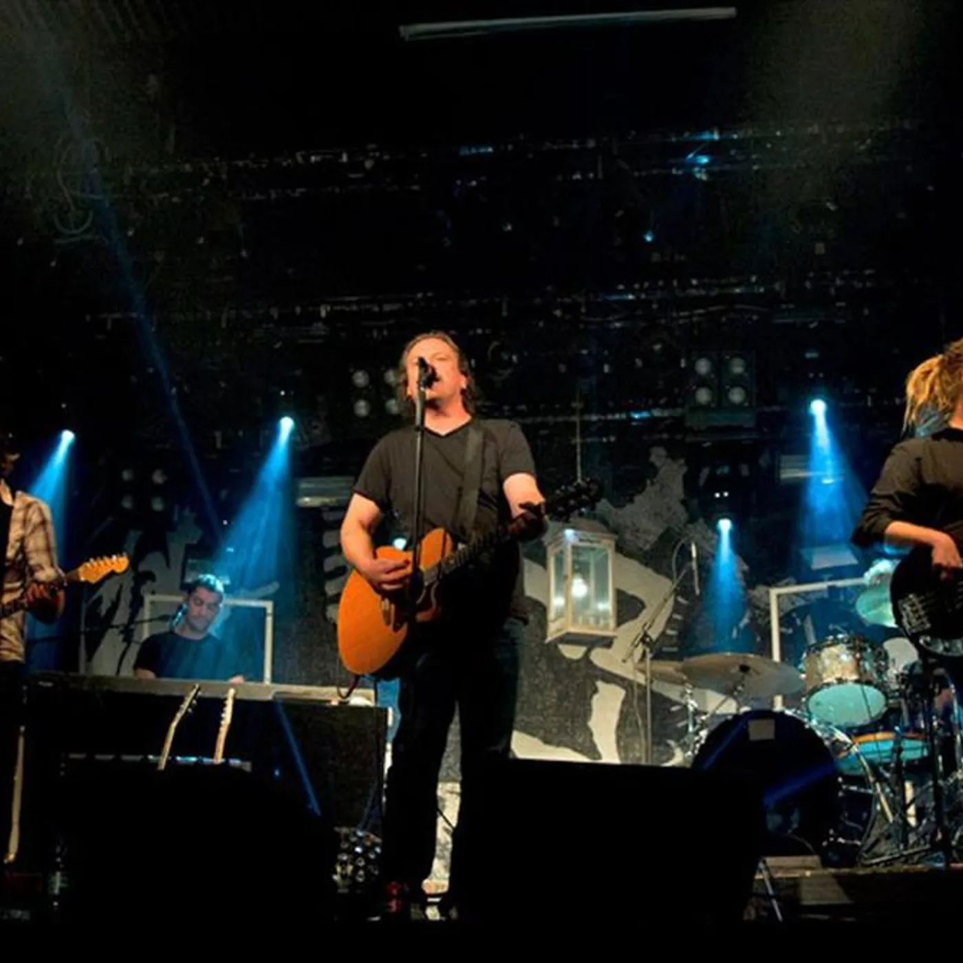 Sir Elwoodin hiljaiset värit Brand Page