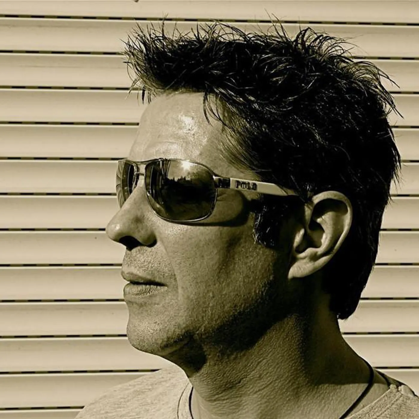 Stage Van H Brand Page