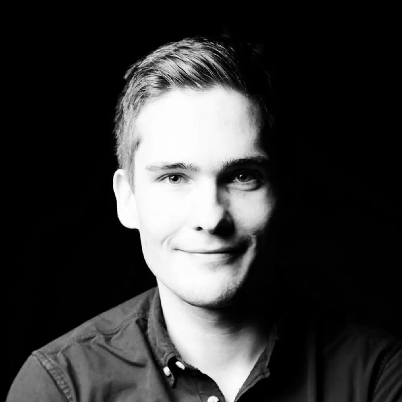 Stefan Tretau Brand Page