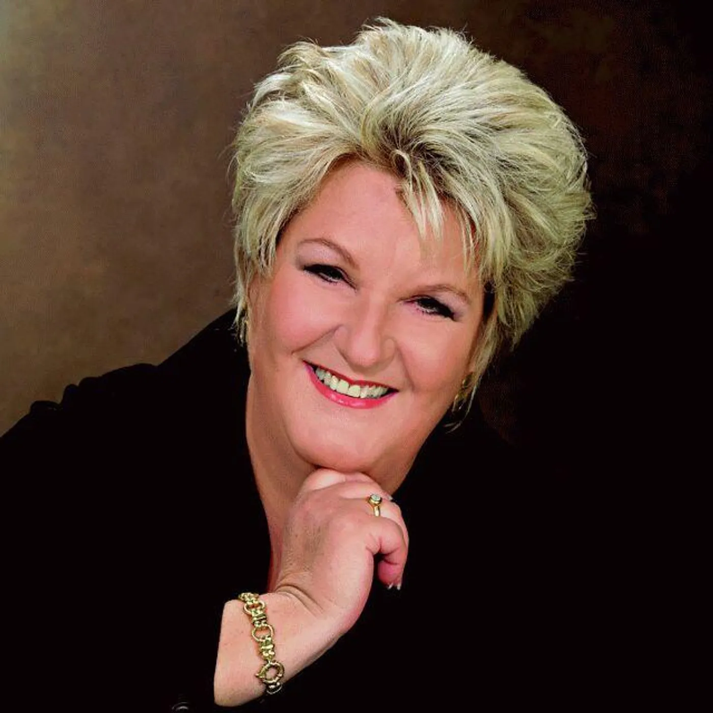 Stefanie Werger Brand Page