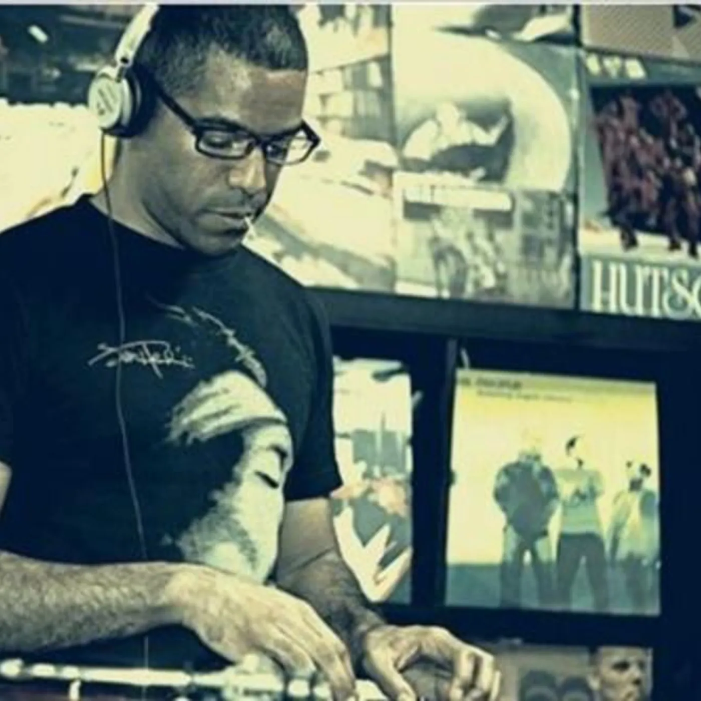 Stro Elliot Brand Page