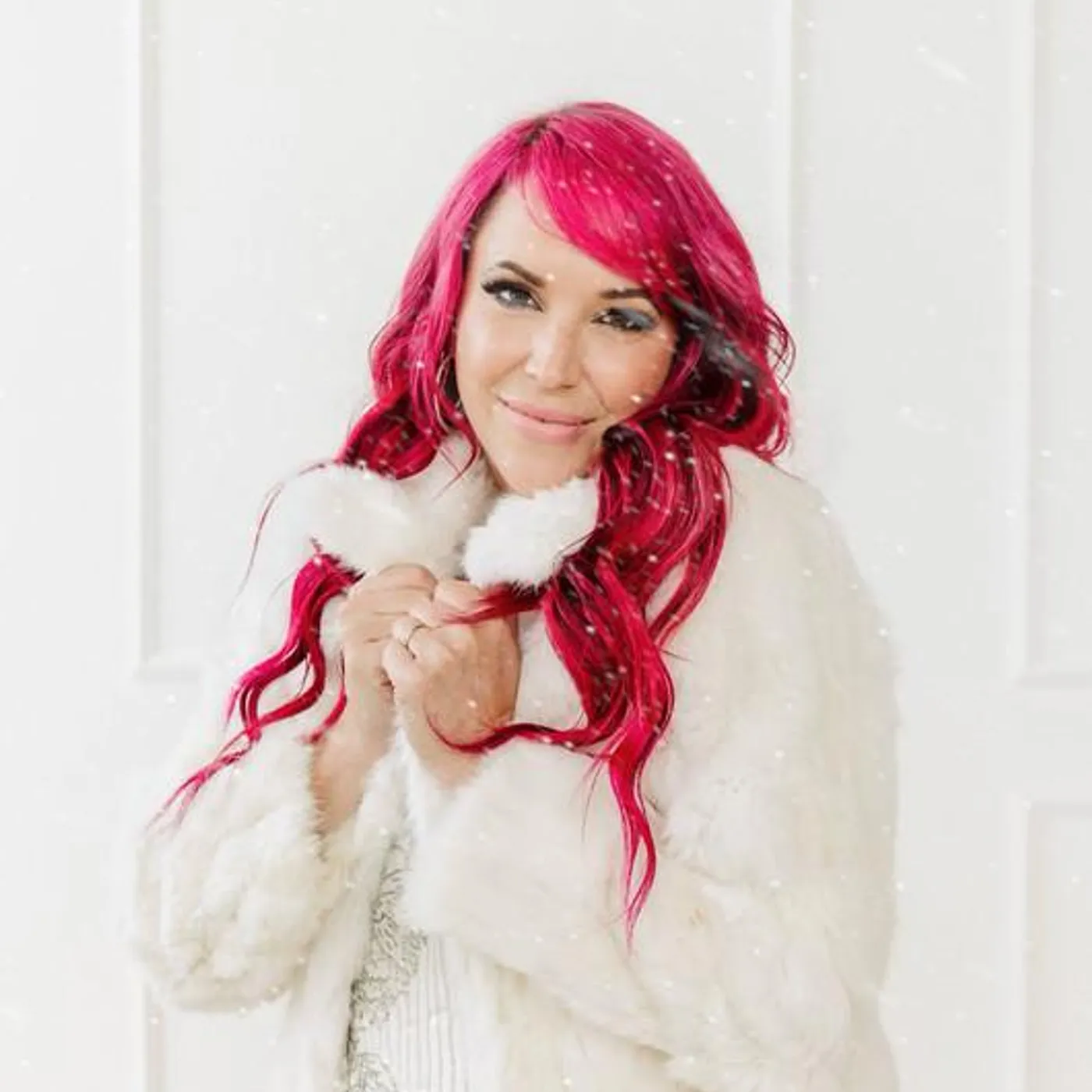 Suzie McNeil Brand Page