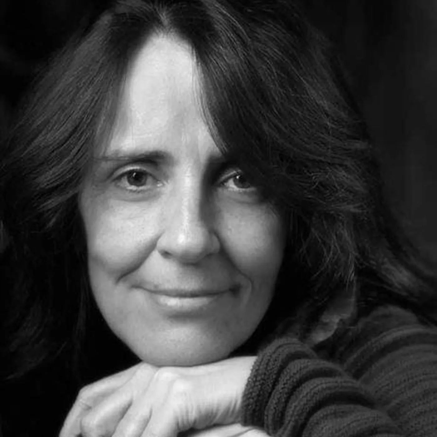 Suzzy Roche Brand Page