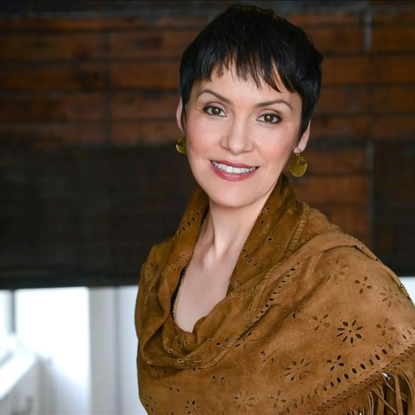 Susan Aglukark Brand Page