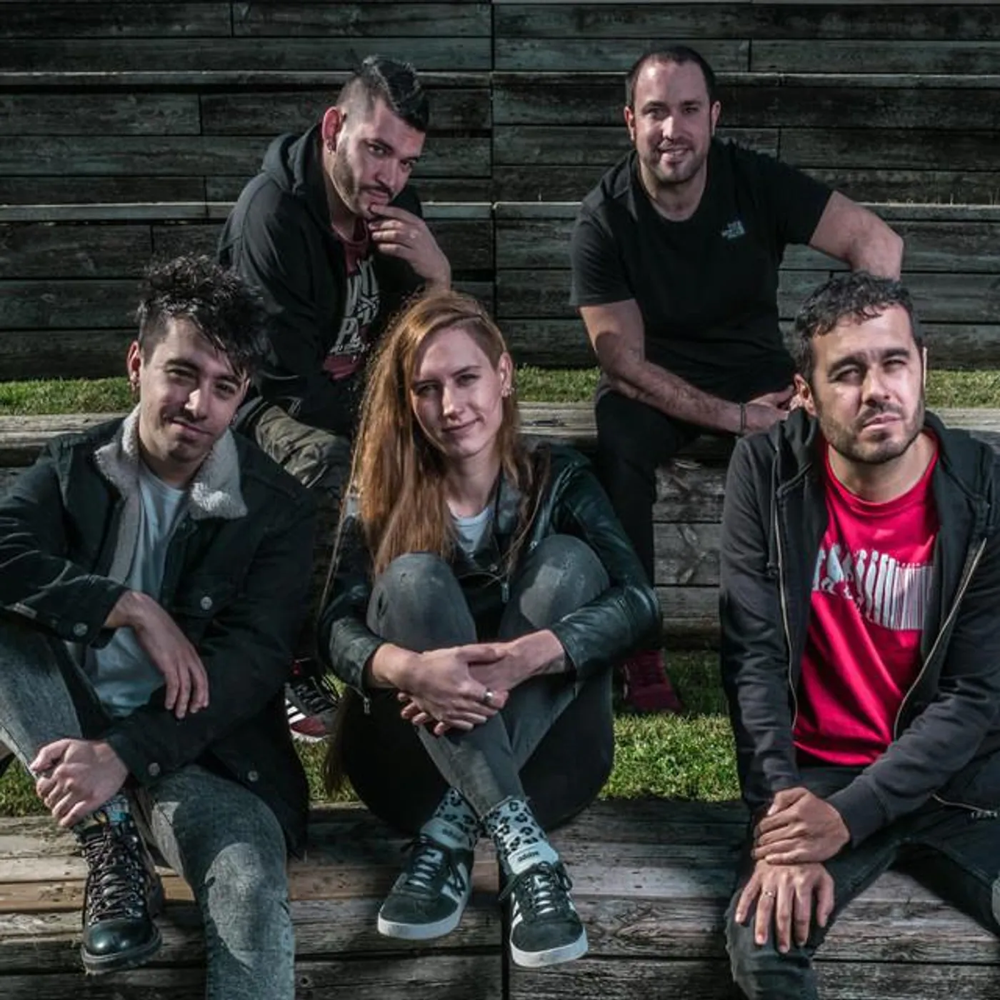 Por Instinto Brand Page