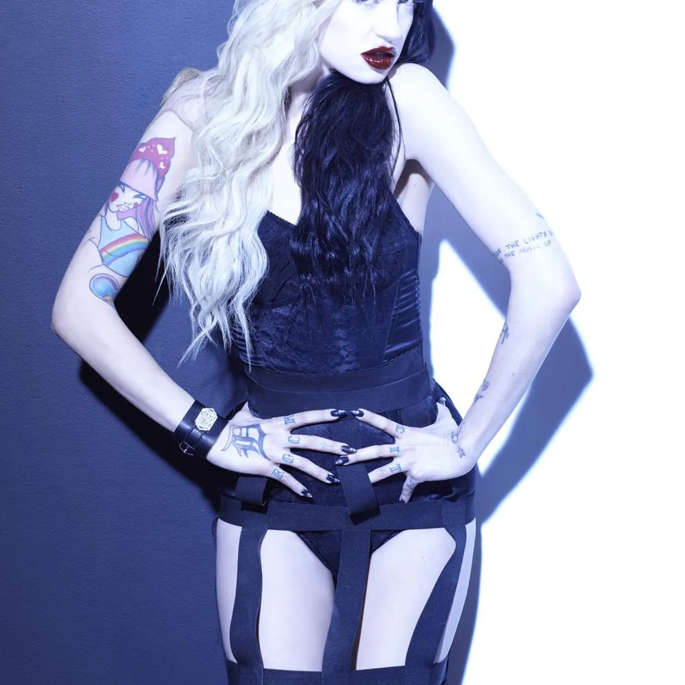 Porcelain Black Brand Page