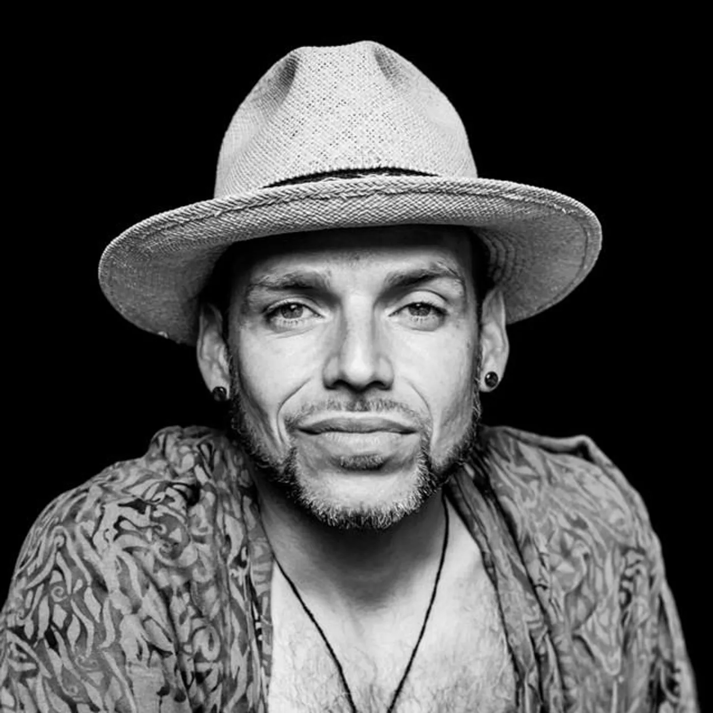 Poranguí Brand Page