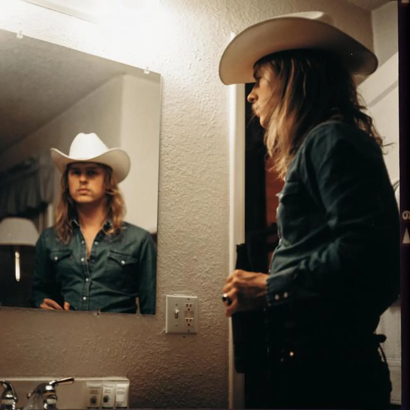 Pablo Van De Poel Brand Page