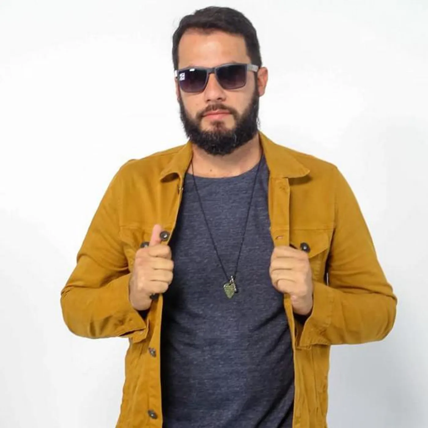 Padre Rômulo Leal - O padre DJ Brand Page