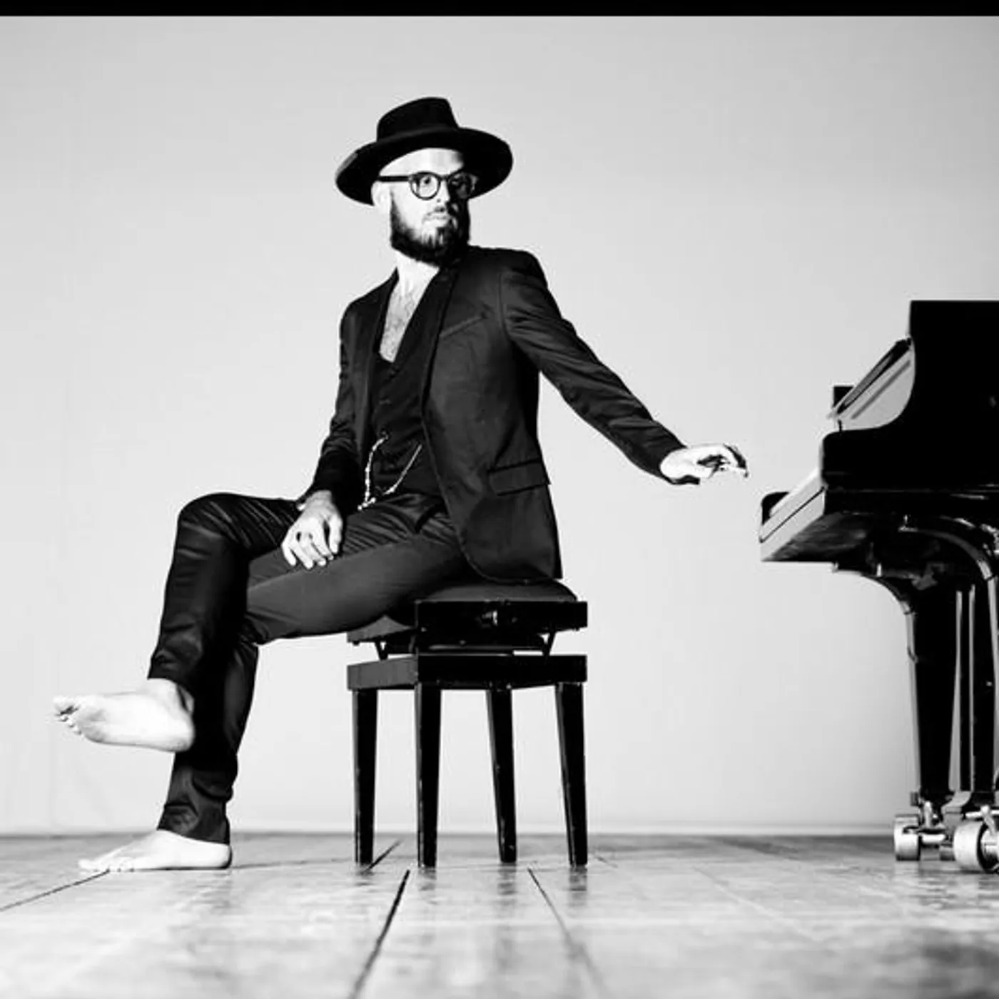 Paolo Simoni Brand Page