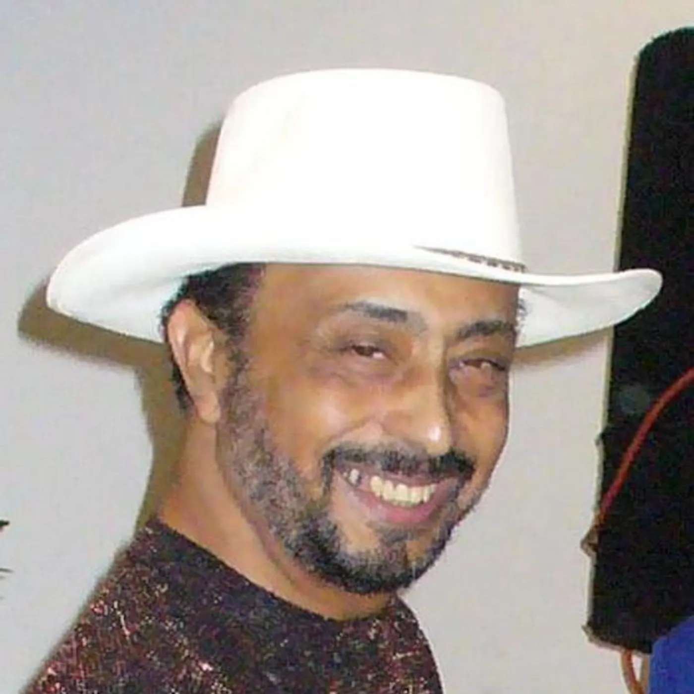 Papo Lucca Brand Page