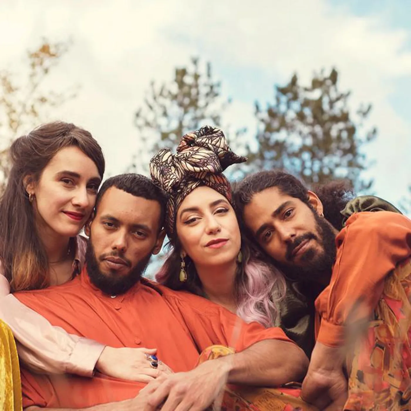 Parranda La Cruz Brand Page