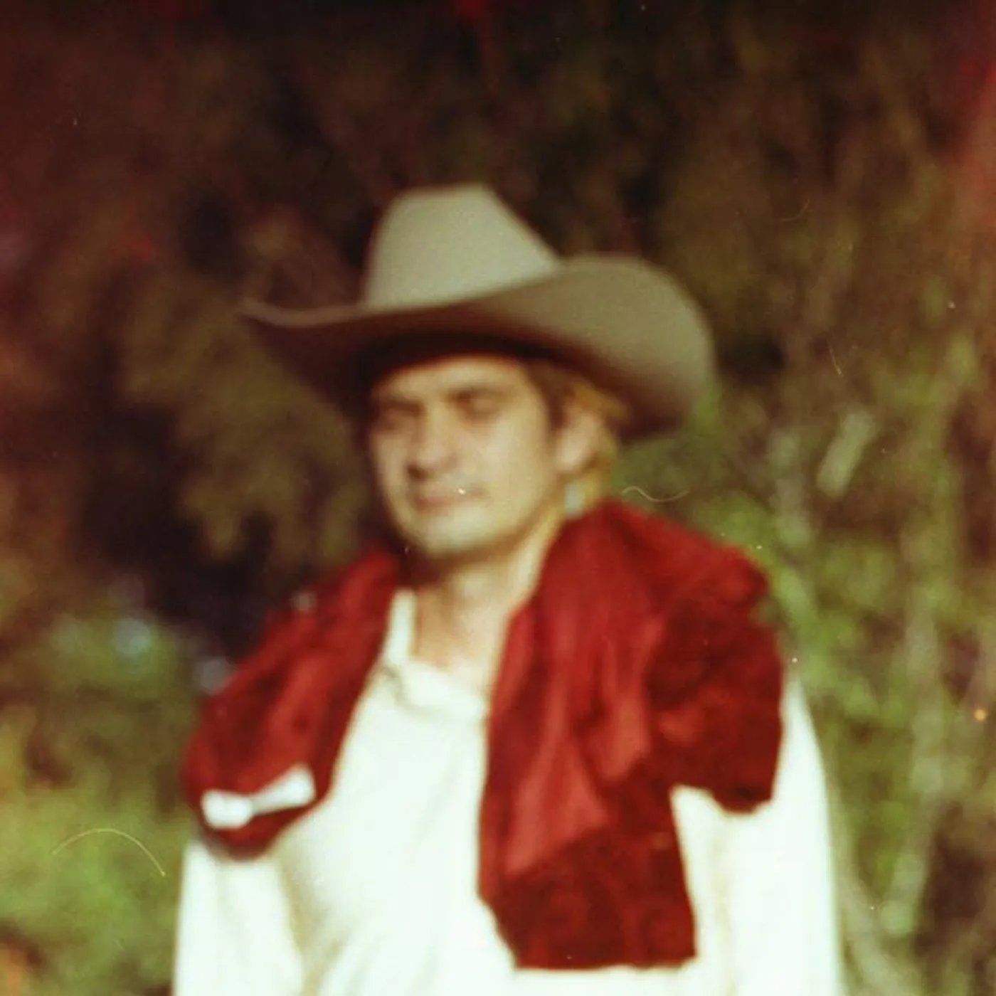 Persona La Ave Brand Page