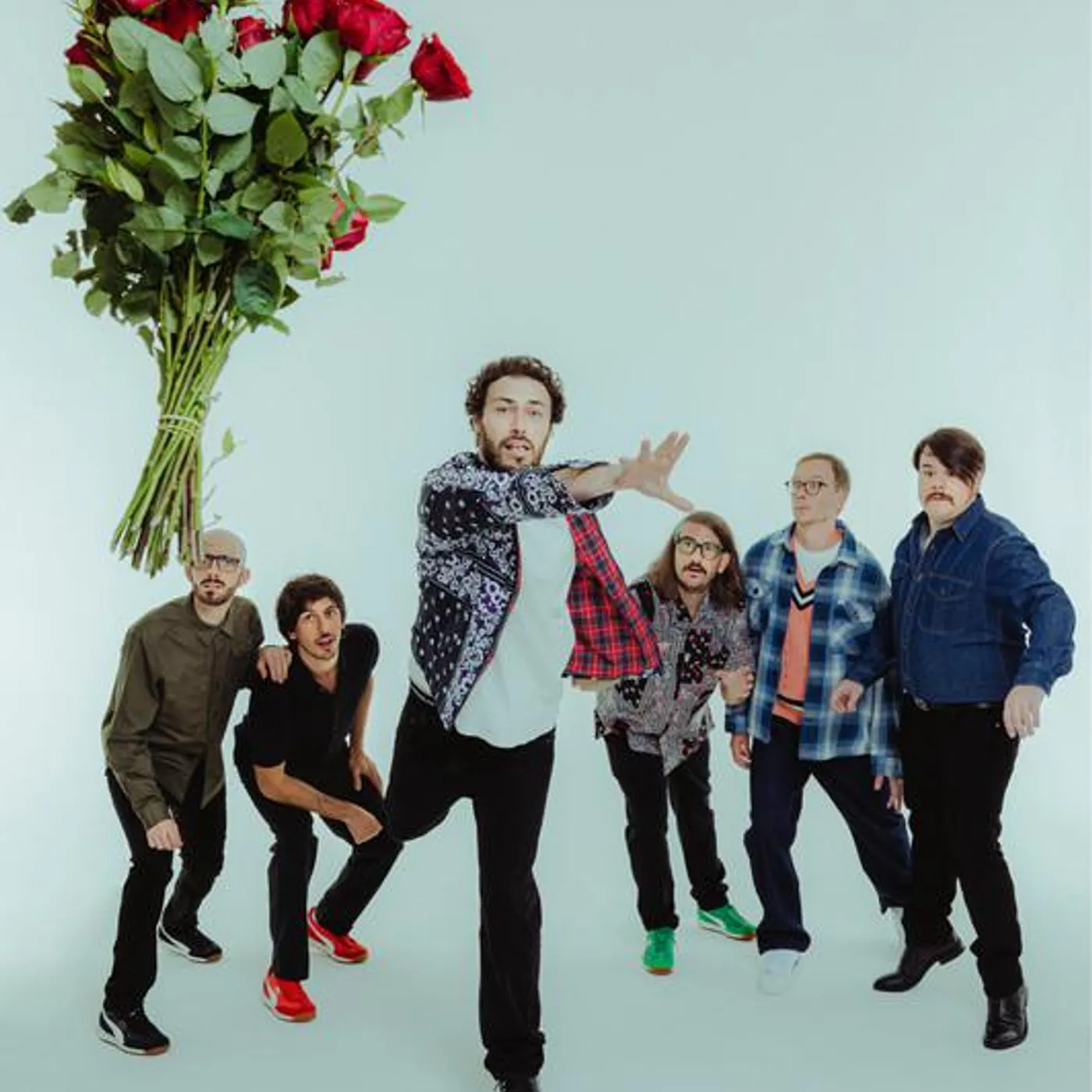 Pinguini Tattici Nucleari Brand Page