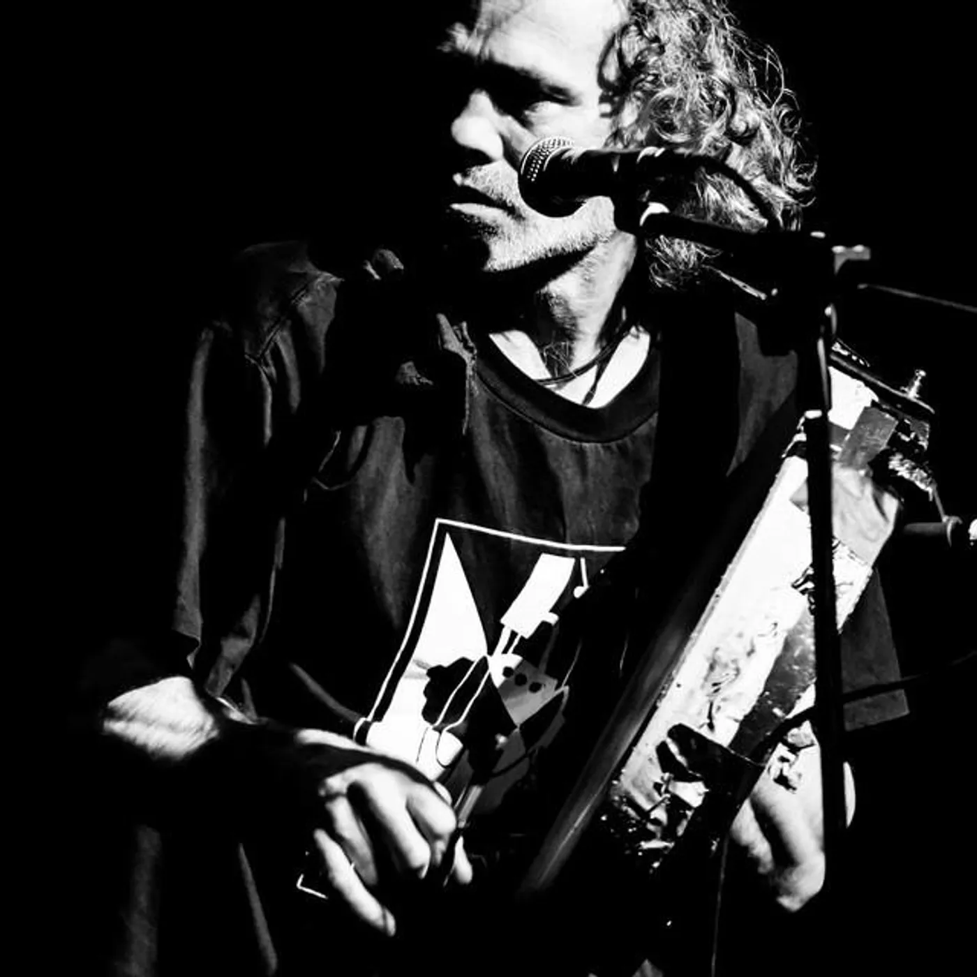 Rónán Ó Snodaigh Brand Page