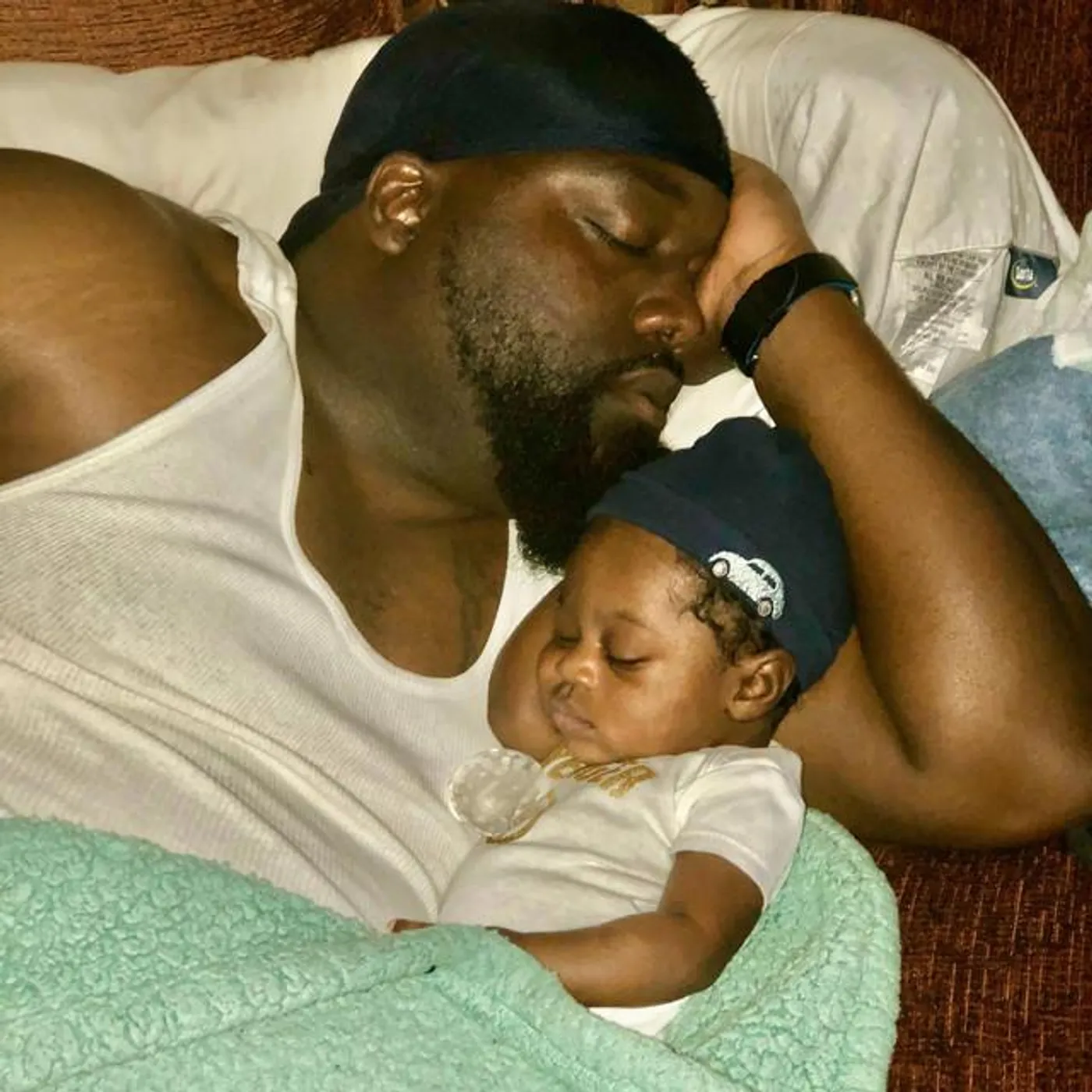 Ro'eh Da Chef Brand Page