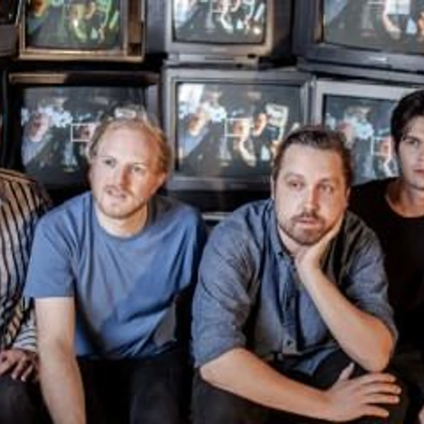 Royal Bangs Brand Page