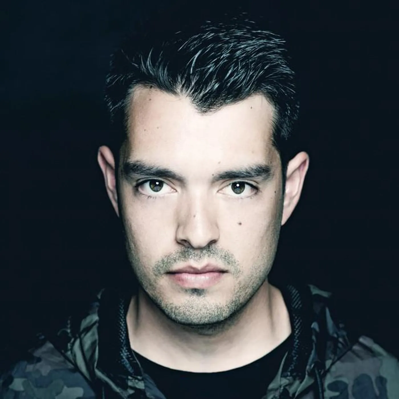 Royal Zeven Brand Page