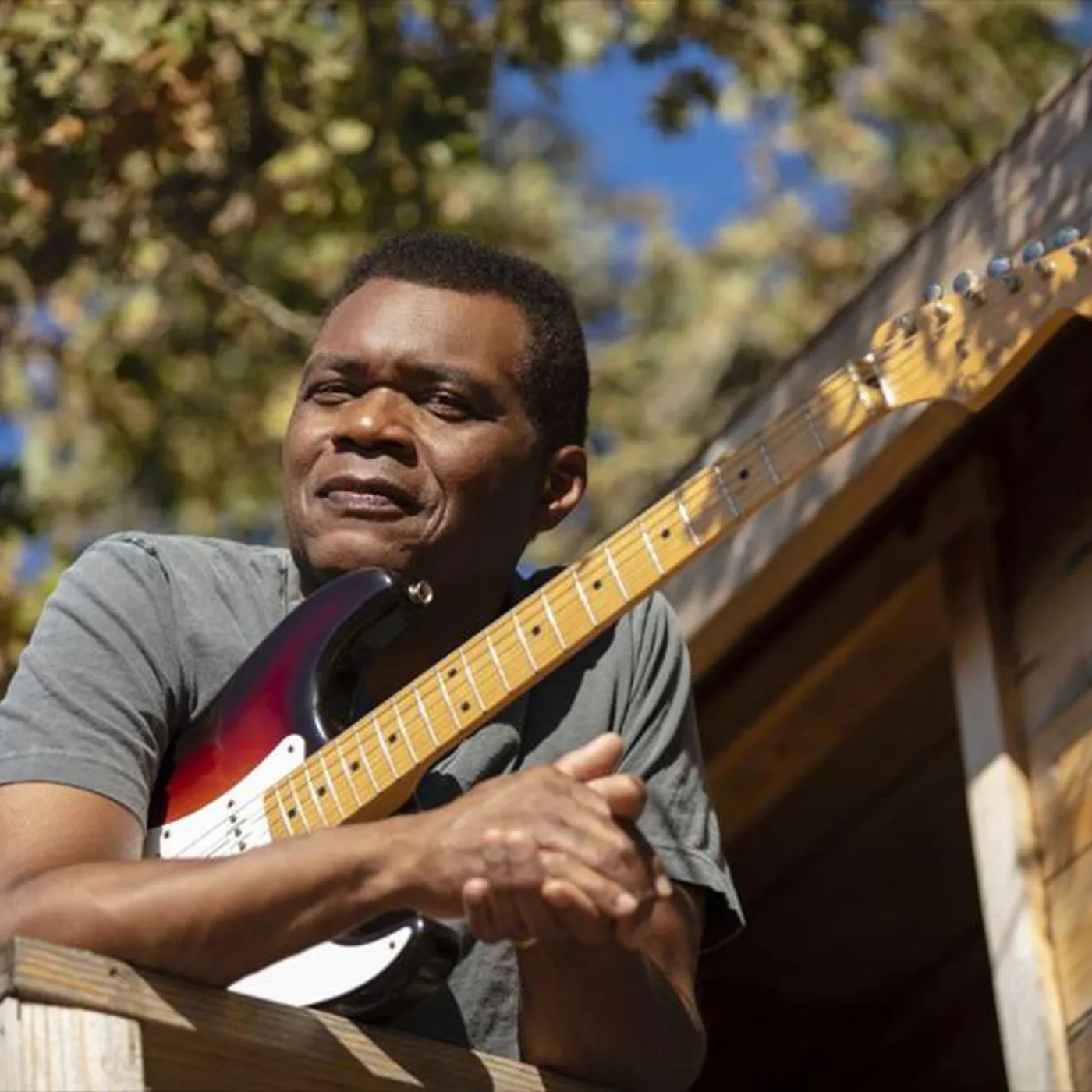 Robert Cray Brand Page