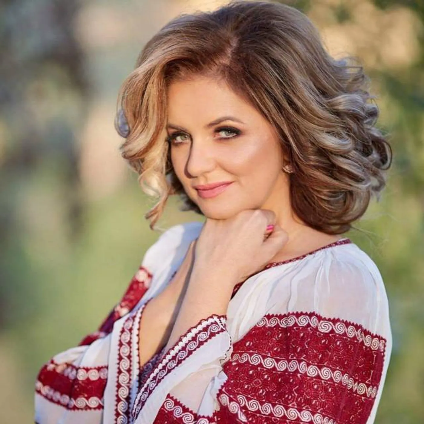 Roberta Crintea Brand Page