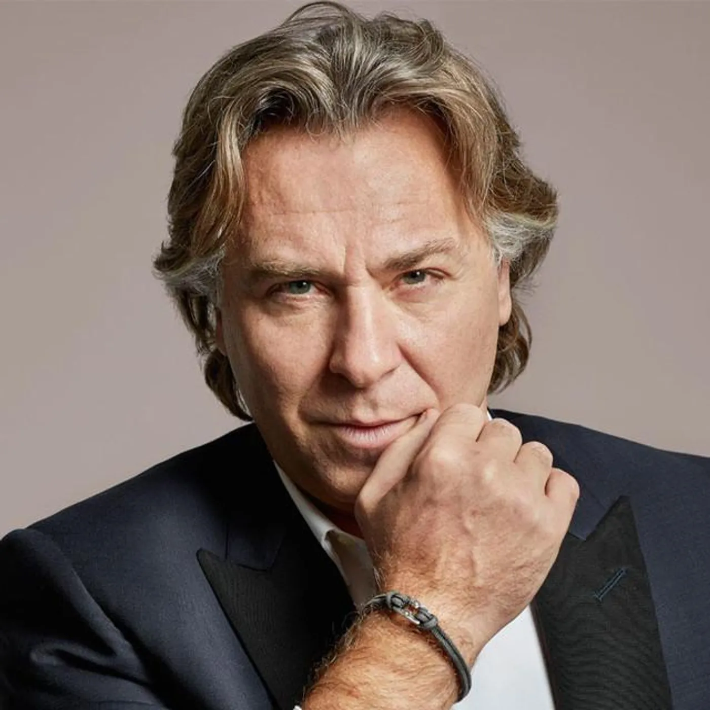Roberto Alagna Brand Page
