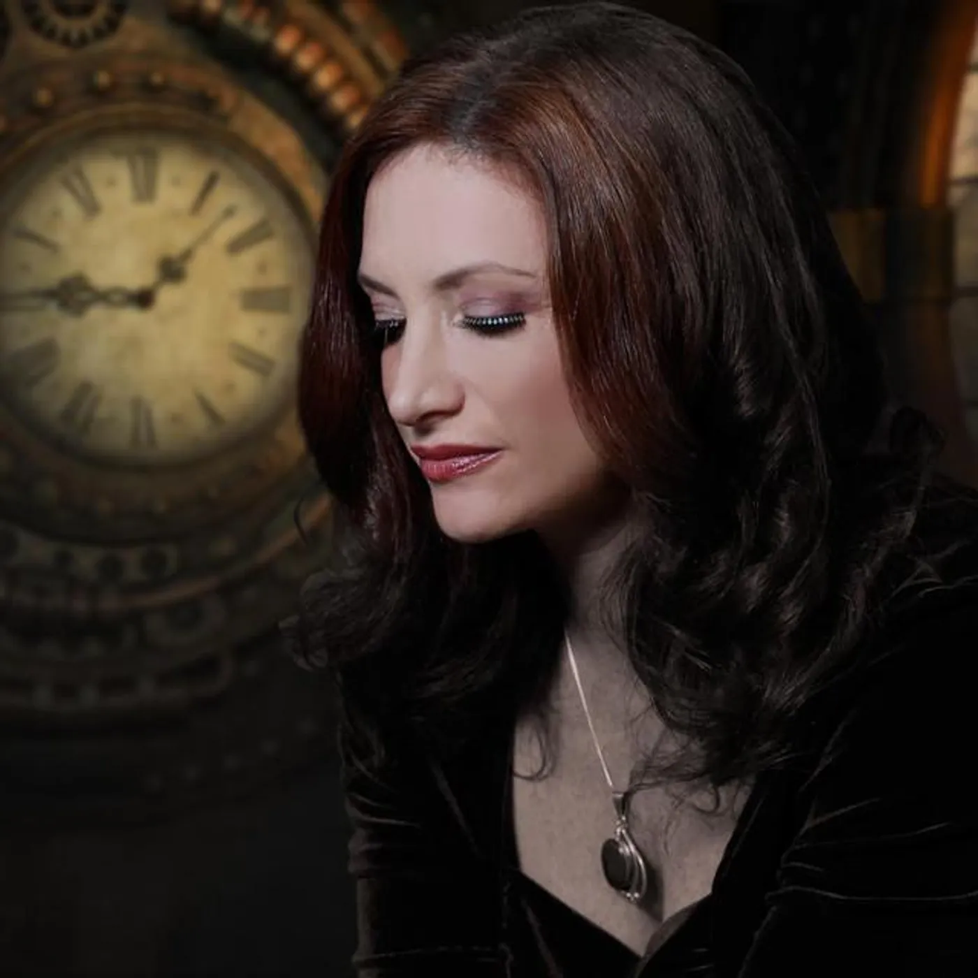 Robin Spielberg Brand Page