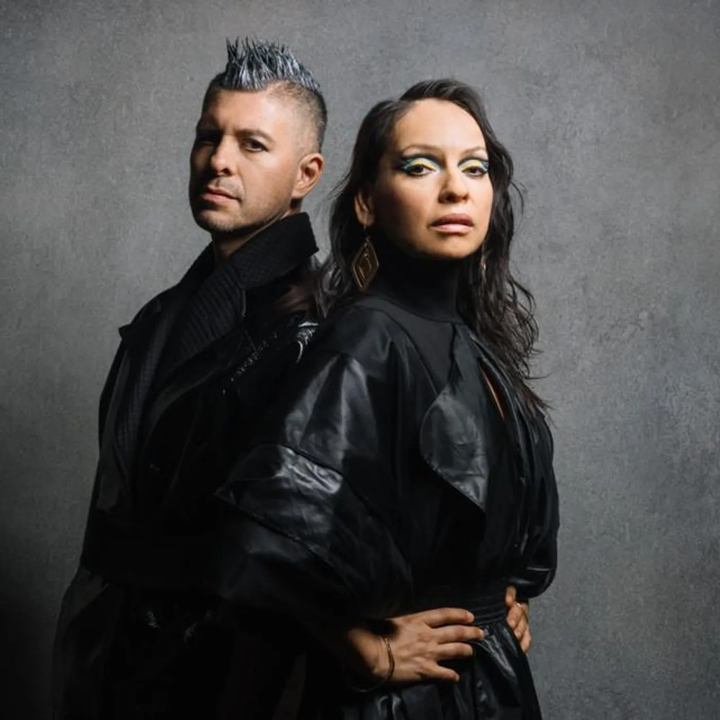 Rodrigo y Gabriela Brand Page