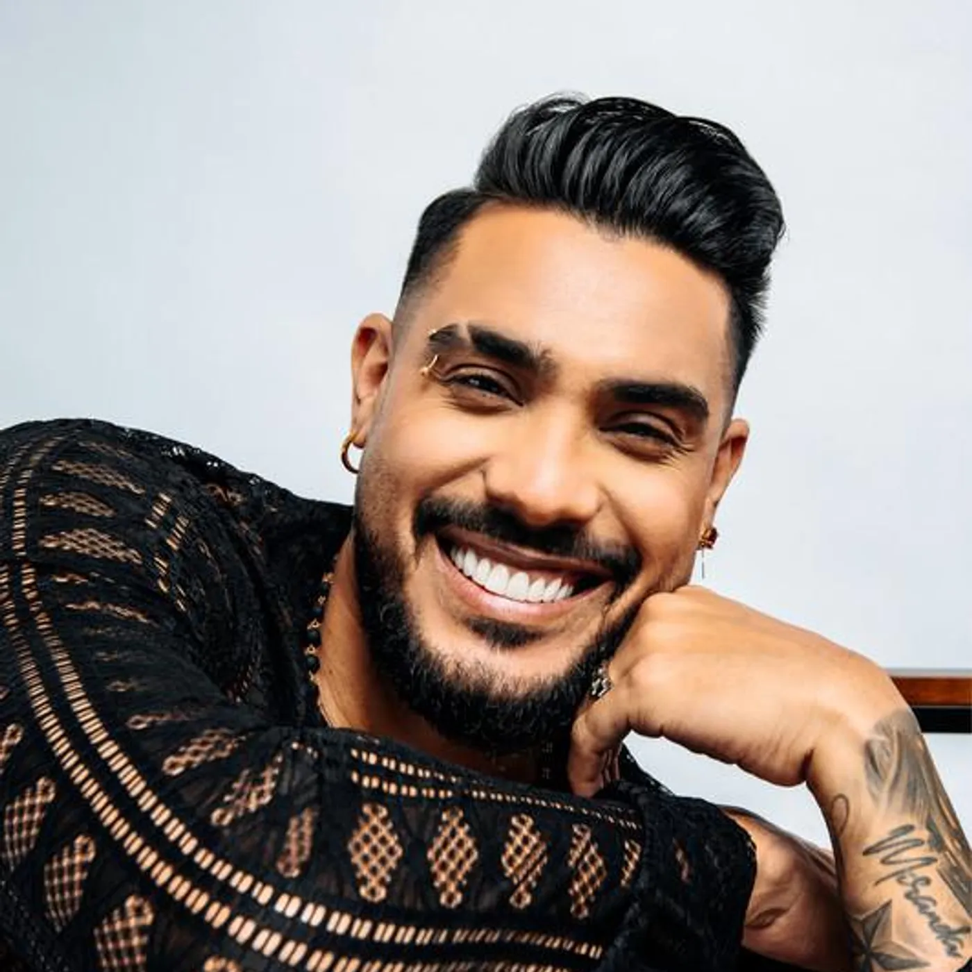 Ronald Borjas Brand Page