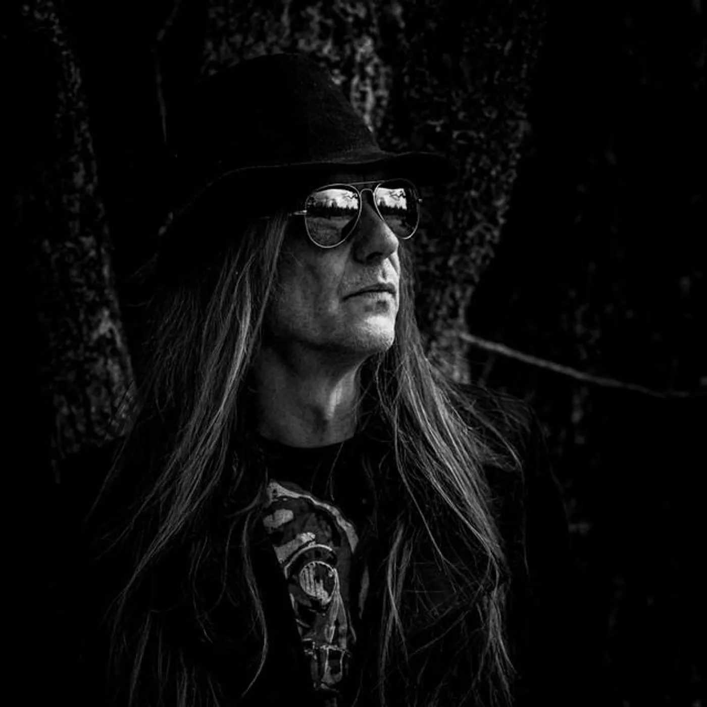 Ronni Le Tekro Brand Page