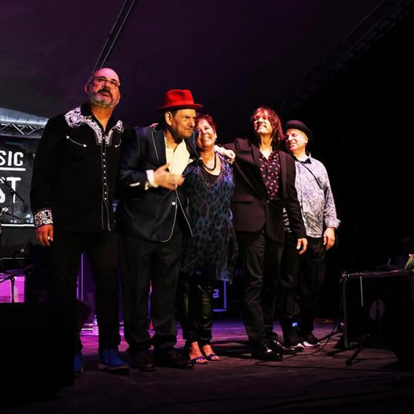 Ronnie Earl & The Broadcasters Brand Page