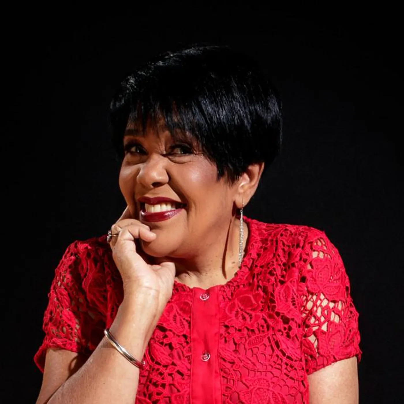 Rosa Passos Brand Page