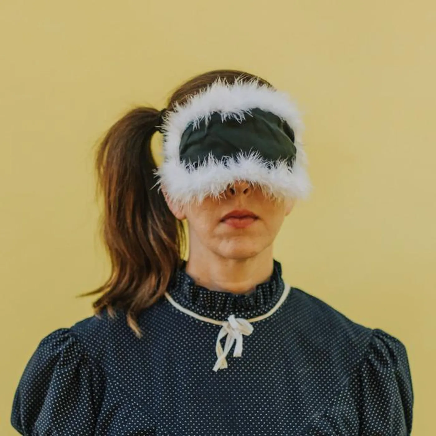 Rosie Thomas Brand Page