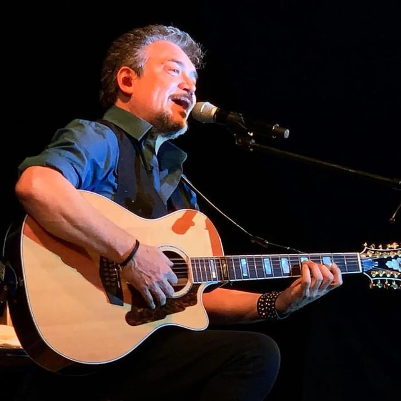 Raúl Ornelas Brand Page