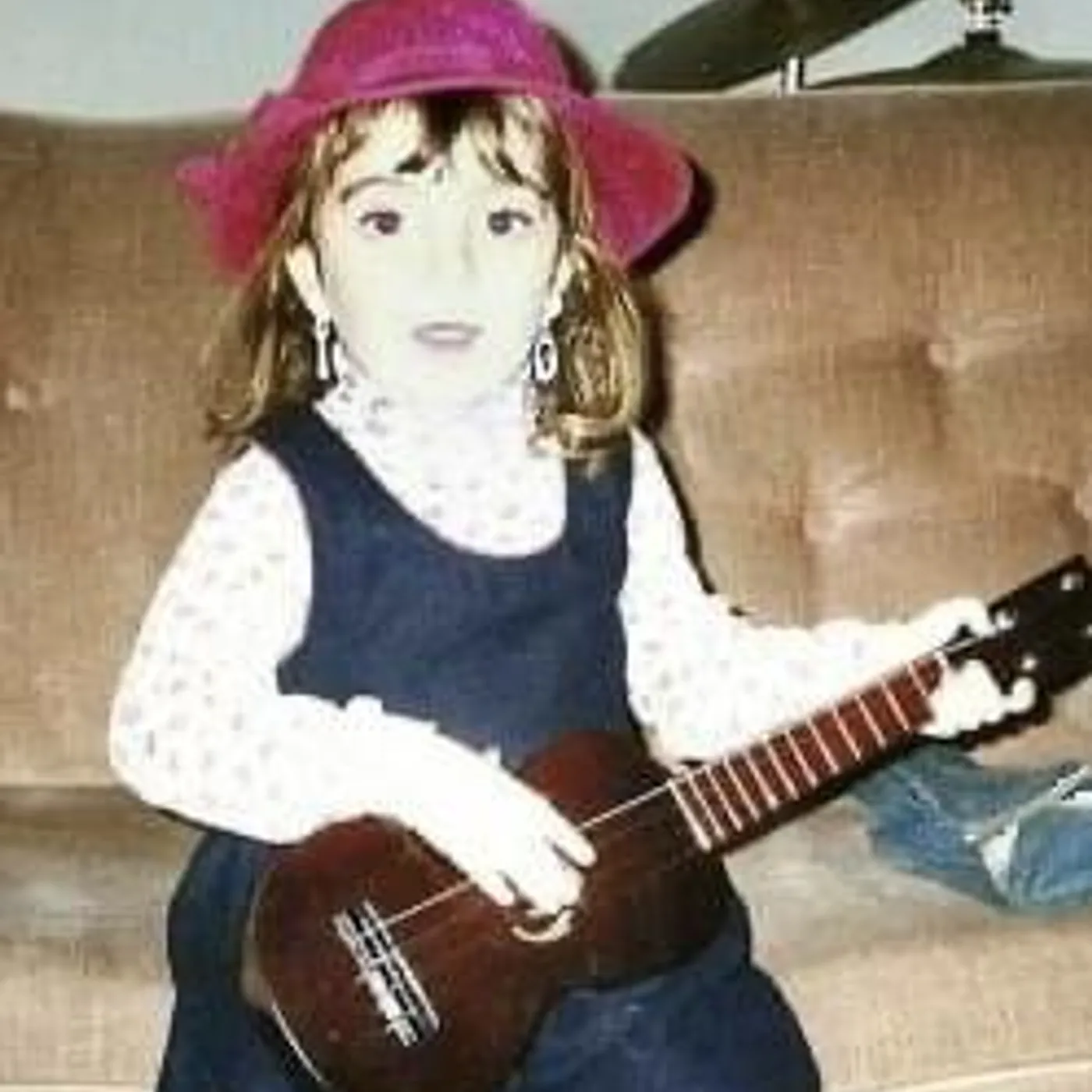 Rafaëlle Roy Brand Page