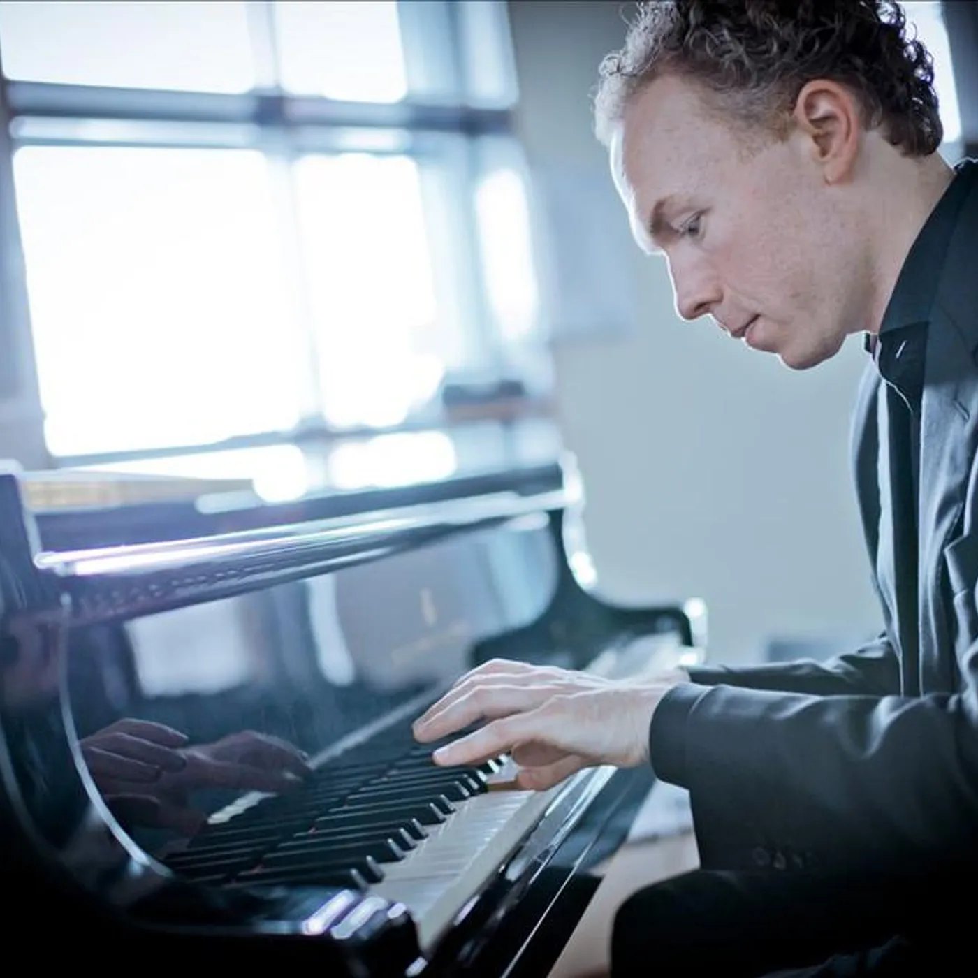 Ralph van Raat Brand Page