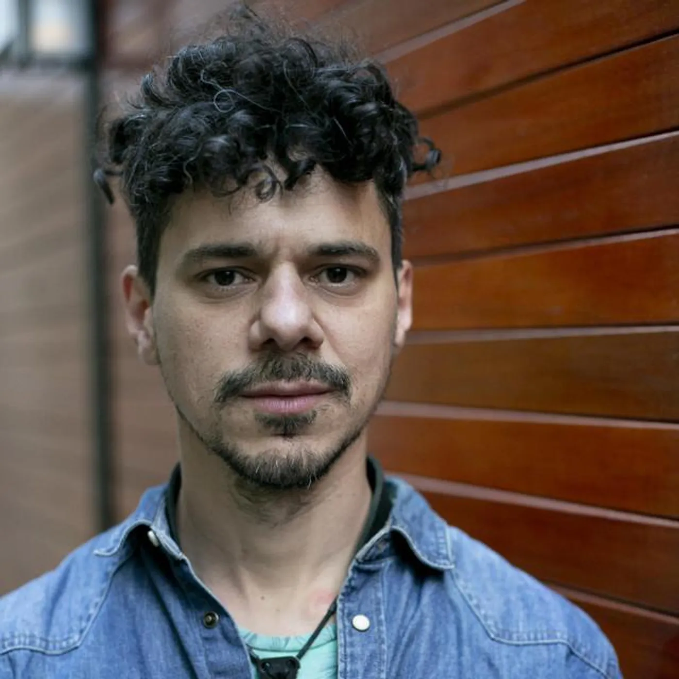 Ramiro Flores Brand Page