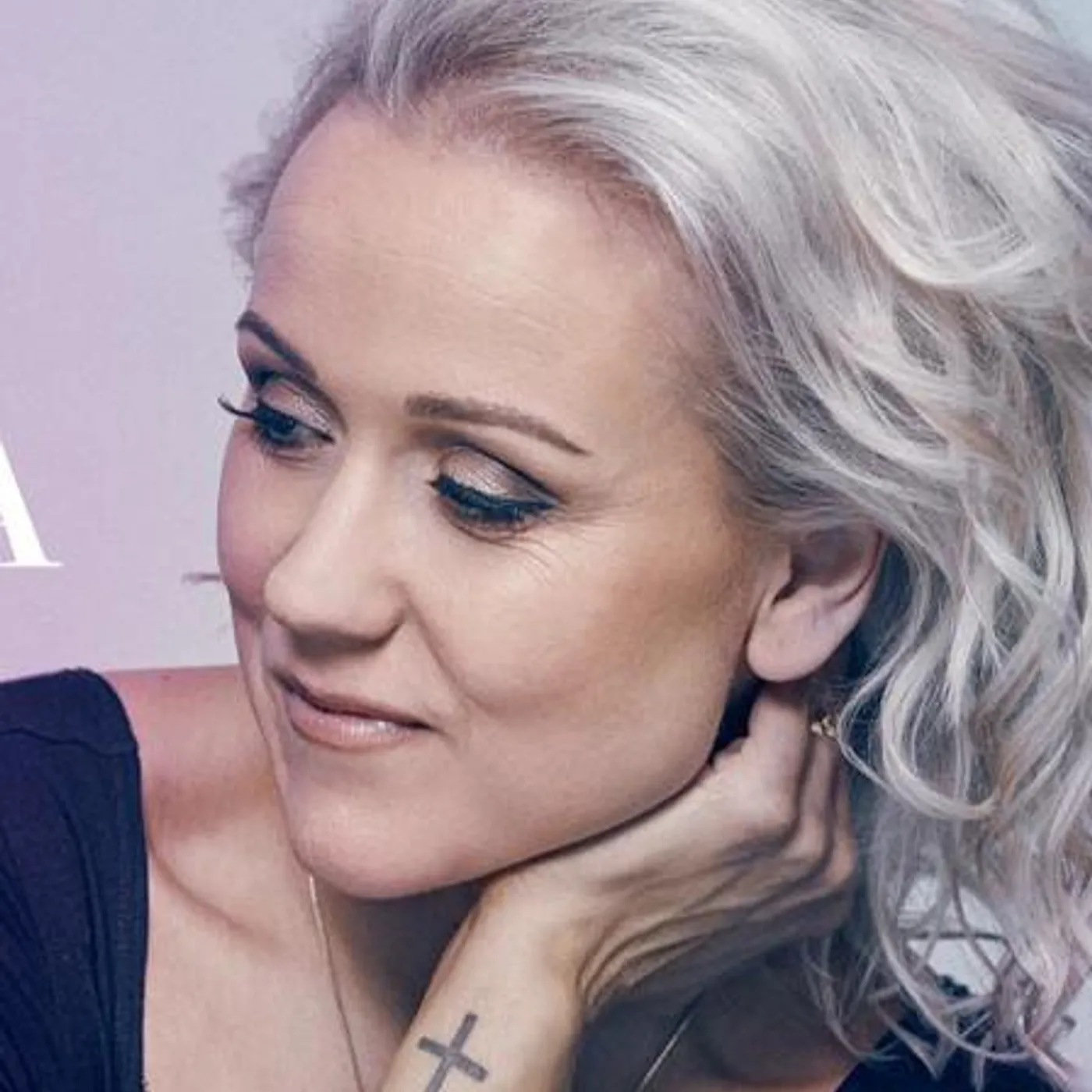 Regína Ósk Brand Page