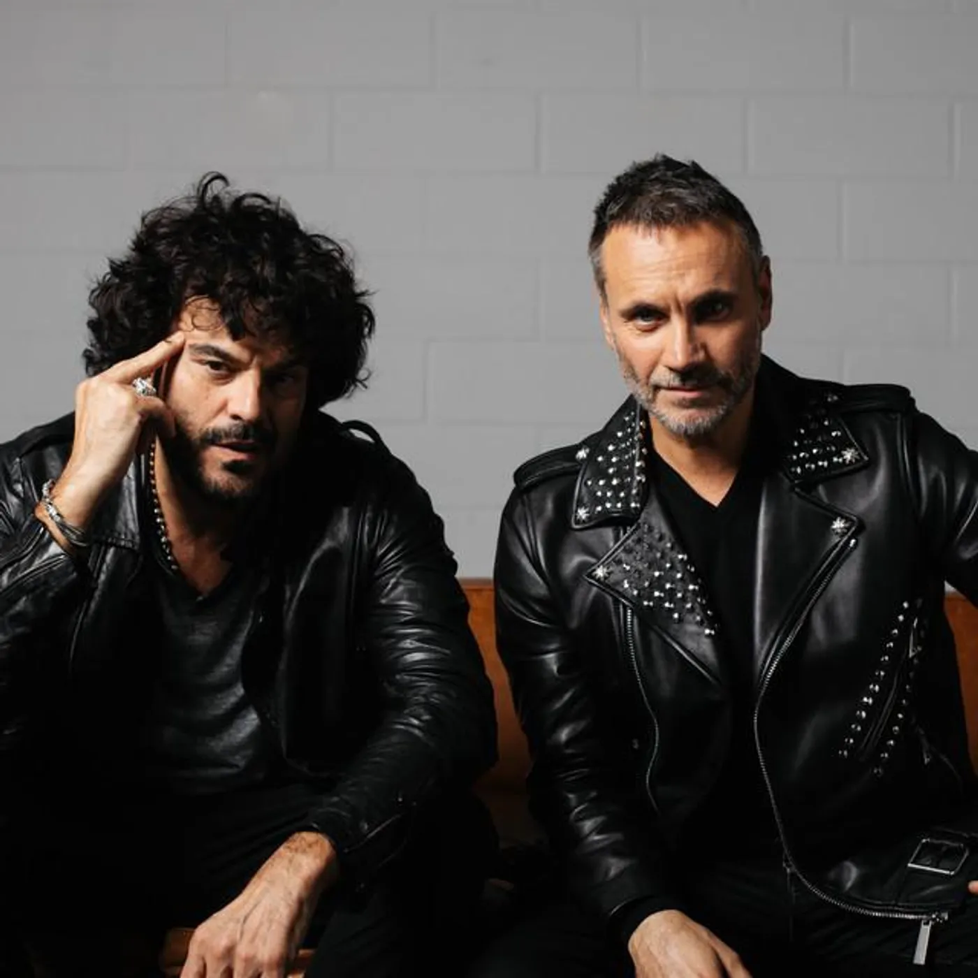 Renga Nek Brand Page