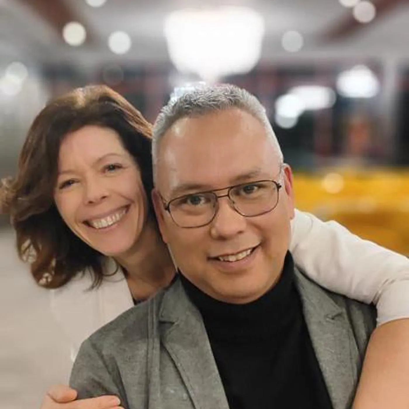 Reni & Elisa Brand Page