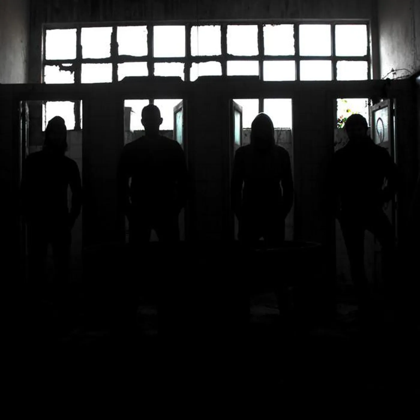 Restos Sin Gloria Brand Page